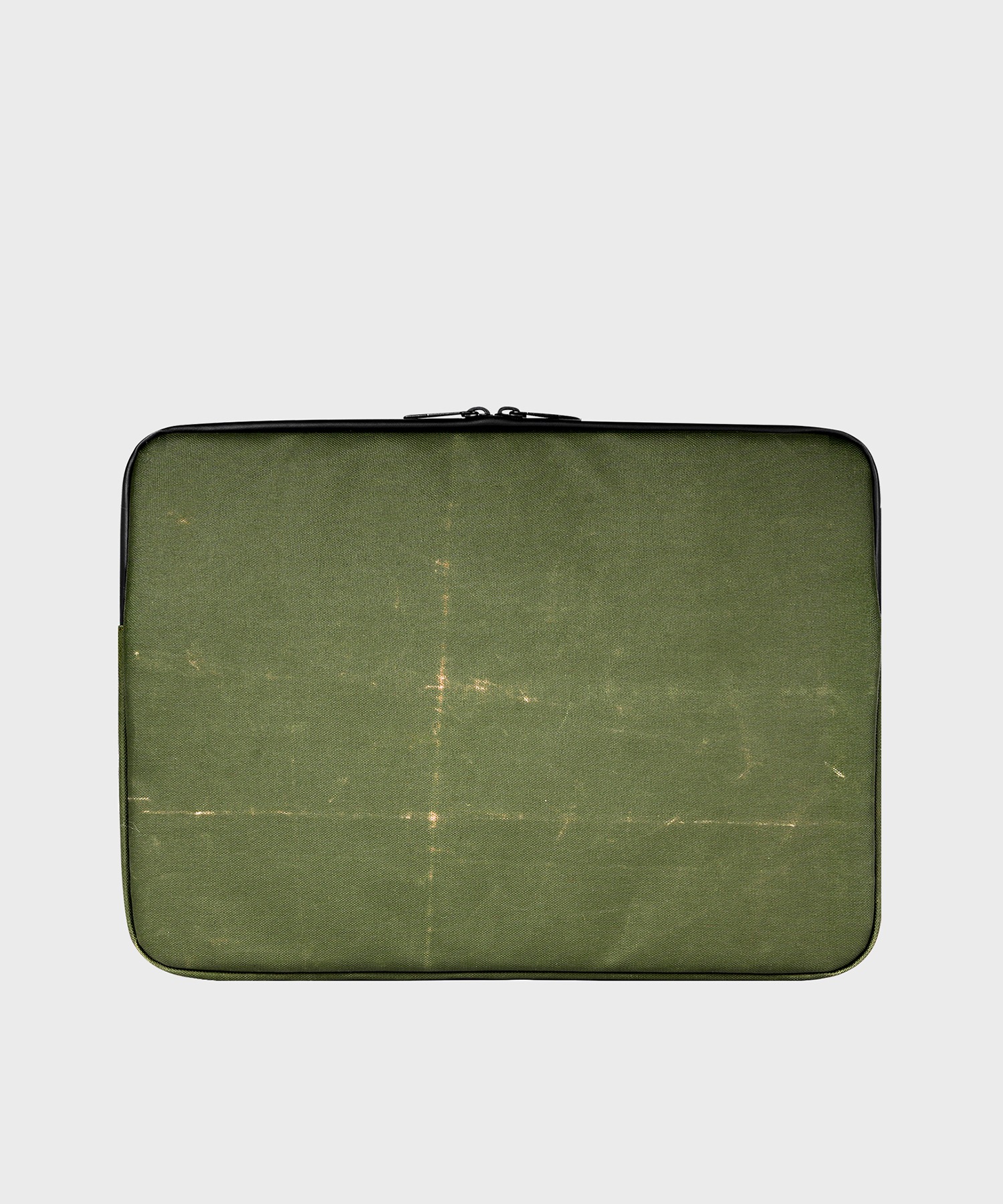MUSEUM LAPTOP POUCH (OLIVE DRAB) / UPCYCLED
